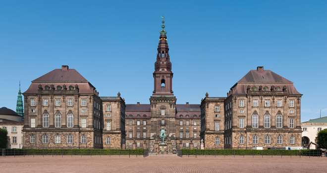 Christiansborg_Slot_Copenhagen_2014_01.jpg