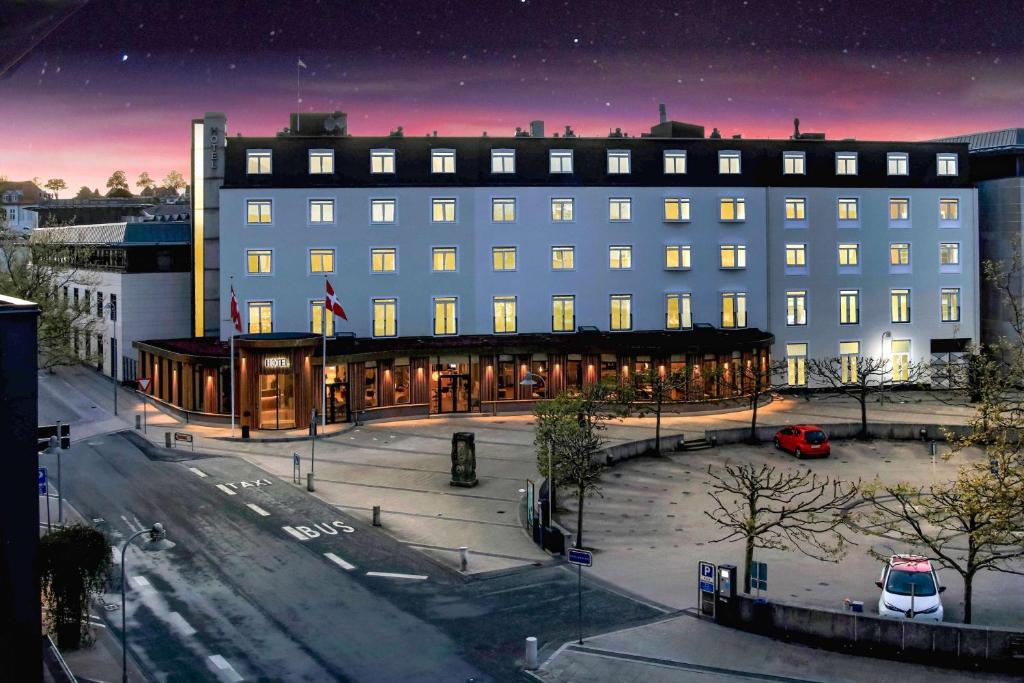 Hotel Svendborg.jpg