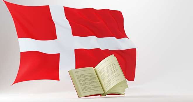 FVU-dansk 1 flag og bog.jpg