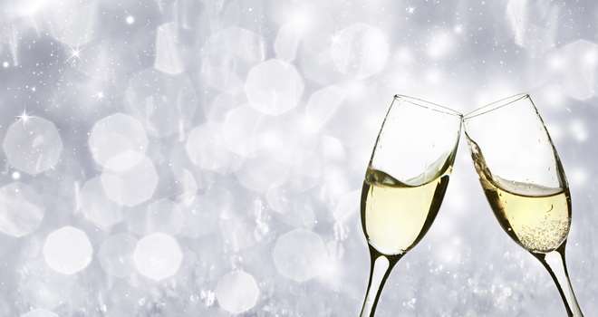 Glasses-with-champagne-against-76280495.jpg