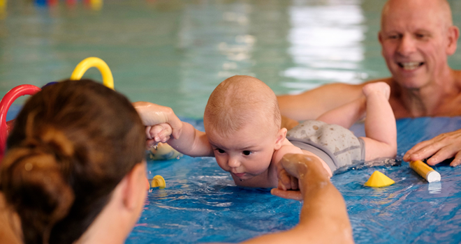 Babysvømning instruktion