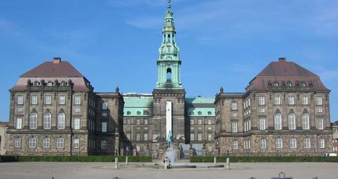 Christiansborg_Slot_1.jpg